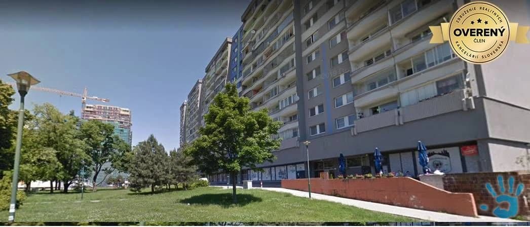 bratislava-petrzalka-dvory-obchodny-priestor-s-pozemkomem