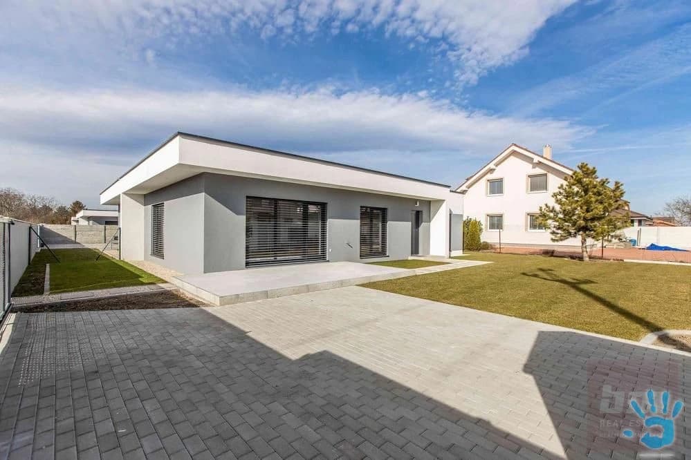 predaj-krasna-novostavba-rd-v-miloslavove