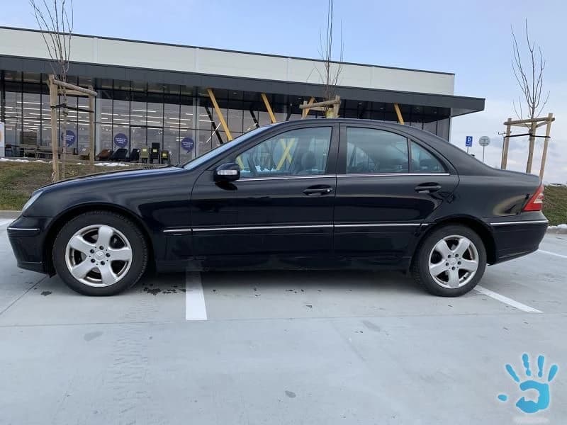 mercedes-benz-c-trieda-sedan-220-cdi-avantgarde-a-t-110kw-a5-4d