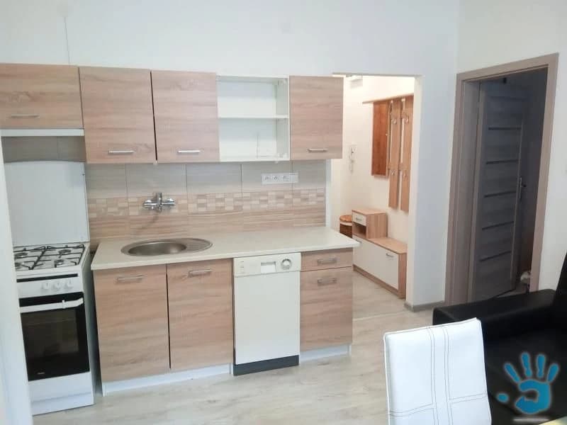 prenajom-1-izbovy-byt-nitra-cerman