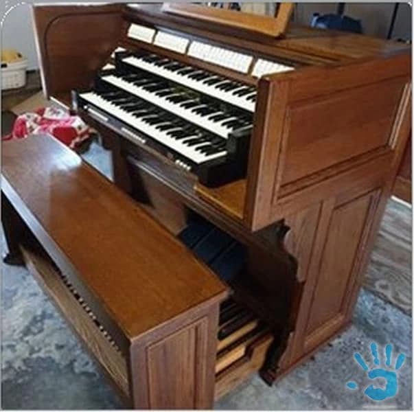 prodam-varhany-johannus-opus-240