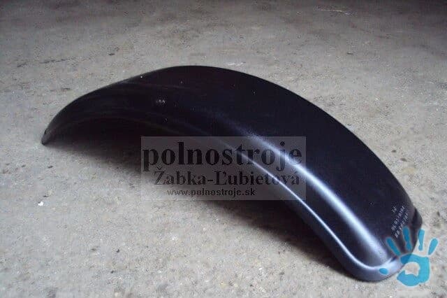 blatnik-plechovy-plastovy-na-traktor-zetor