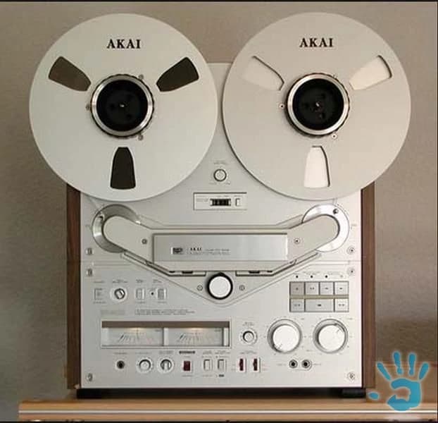 prodam-kotoucovy-magnetofon-akai-gx-646