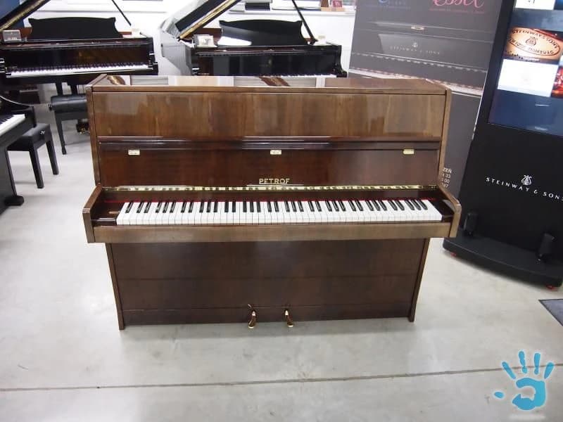piano-petrof-bez-dalsich-investicii