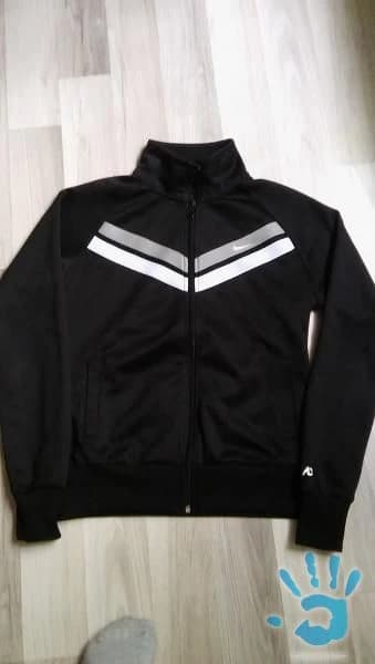 predam-damsku-zachovalu-mikinu-zn-nike
