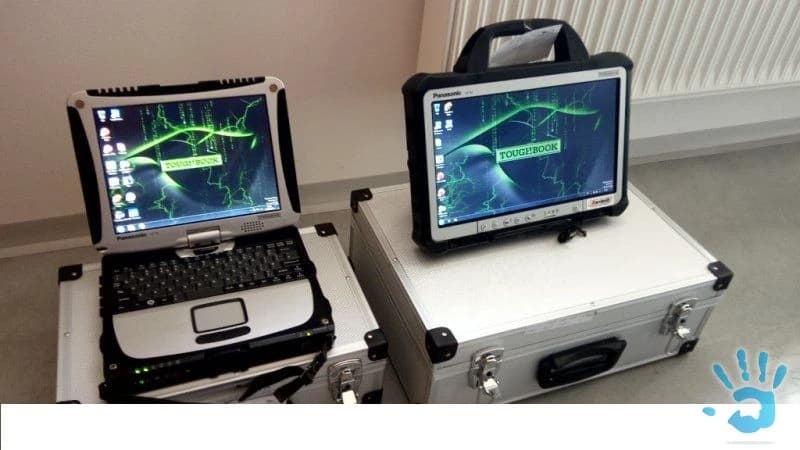 odolny-notebook-toughbook-panasonic-cf-19