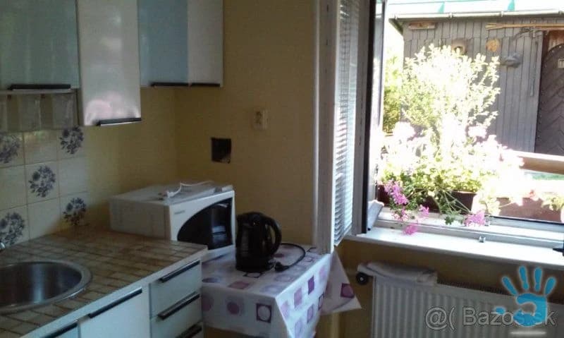 prenjamem-2-izbovy-byt-v-rd