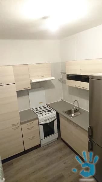 zrekonstruovany-2-izbovy-byt-s-balkonom-na-prenajom-zvolen-podborova