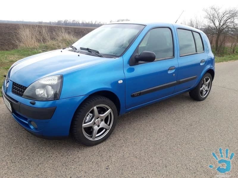 renault-clio-1-2-16v-1-majitel-klima