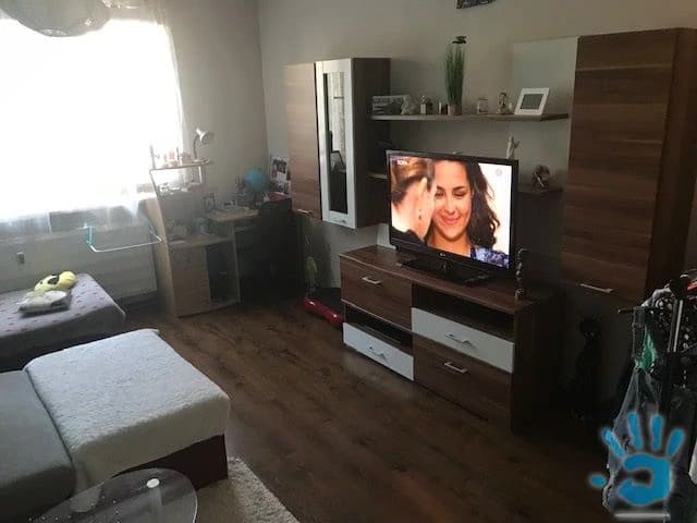 pbs-vacsi-1-izb-byt-s-balkonom-po-ciast-rek-na-hlinach