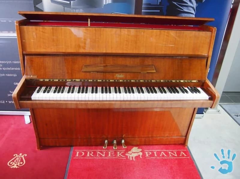 piano-r-sler-v-dobrom-stave