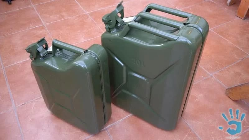 kanister-kovovy-bandaska-10l-20l