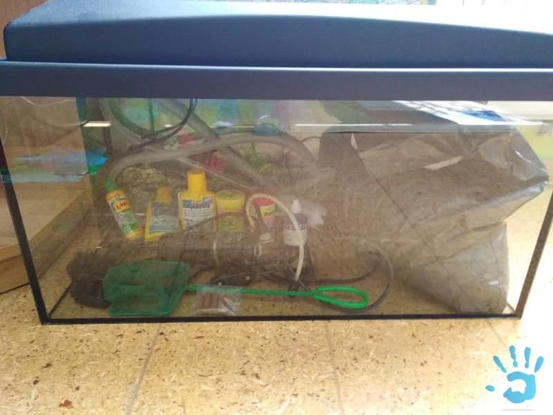 predam-45l-akvarium-s-prislusenstvom