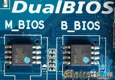 oprava-biosu-po-neuspesnej-aktualizacii-v-notebooku-aj-pc-na-pockanie