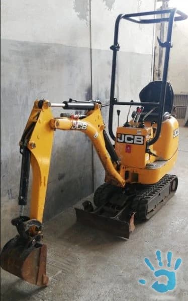 jcb-8008