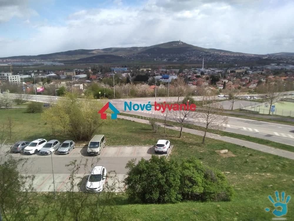 predaj-3-izboveho-komplet-prerobeneho-krasneho-bytu-na-muraniho-75-113-mik