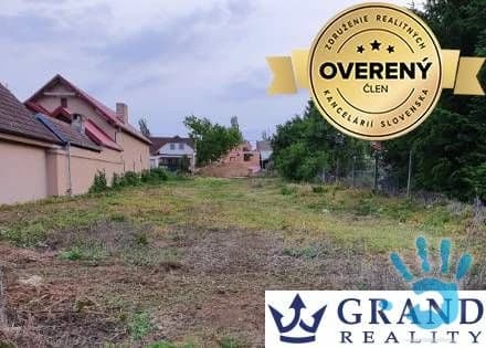 pozemok-v-centre-obce-jana-rasubudmerice-velky-stavebny-pozemok-vg