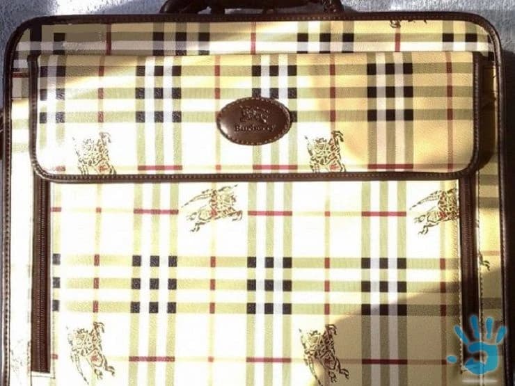 luxusni-taska-na-notebook-burberry
