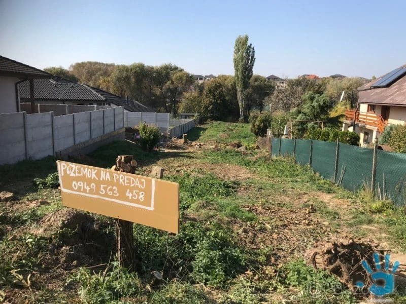 stavebny-pozemok-na-predaj