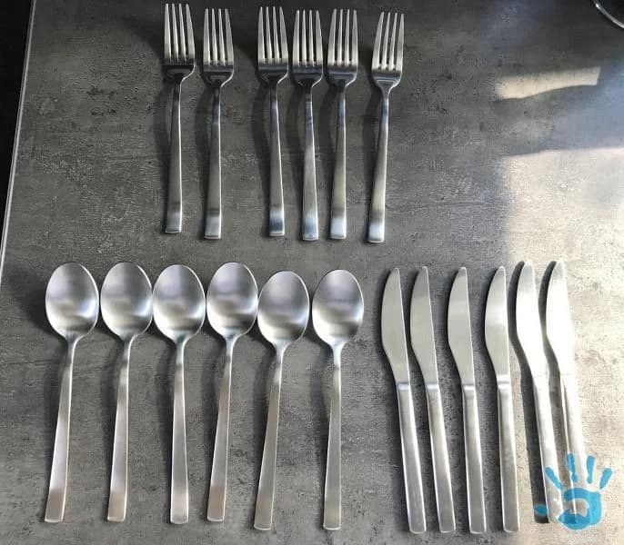 predam-nerezov-priborovu-sadu-pre-6-osob