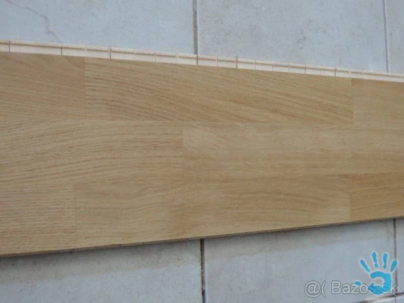 predam-drevenu-podlahu