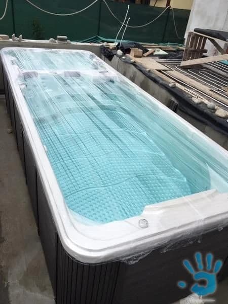 predam-novy-rodinny-bazen-s-virivkou-nautilus-xl-swim-spa-dohodou