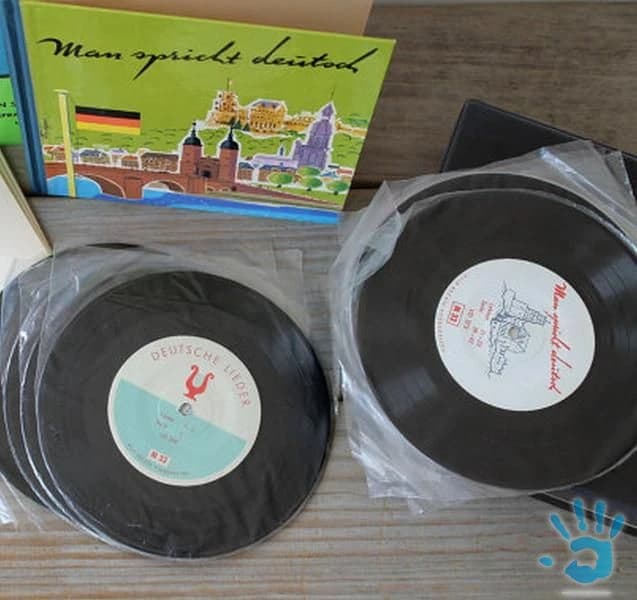 man-spricht-deutsch-nemecky-platne-a-knizne-vyd-z-obdobia-60-tych-rok