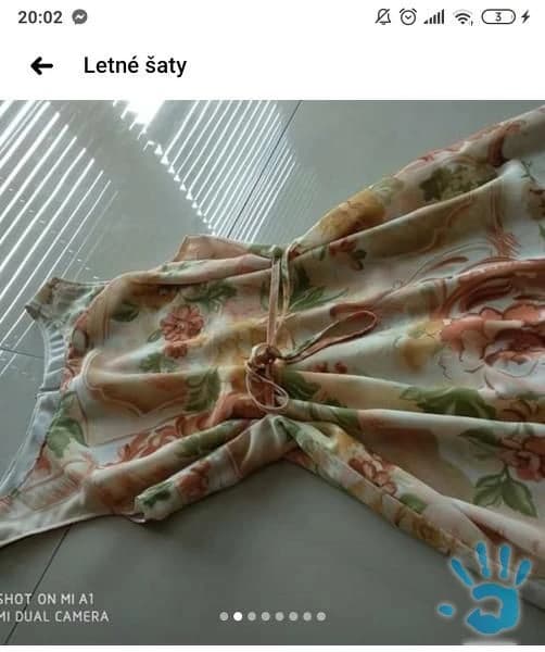 krasne-kvetovane-saty