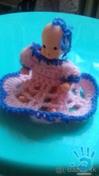 oblecena-retro-babika-kus-7-eur