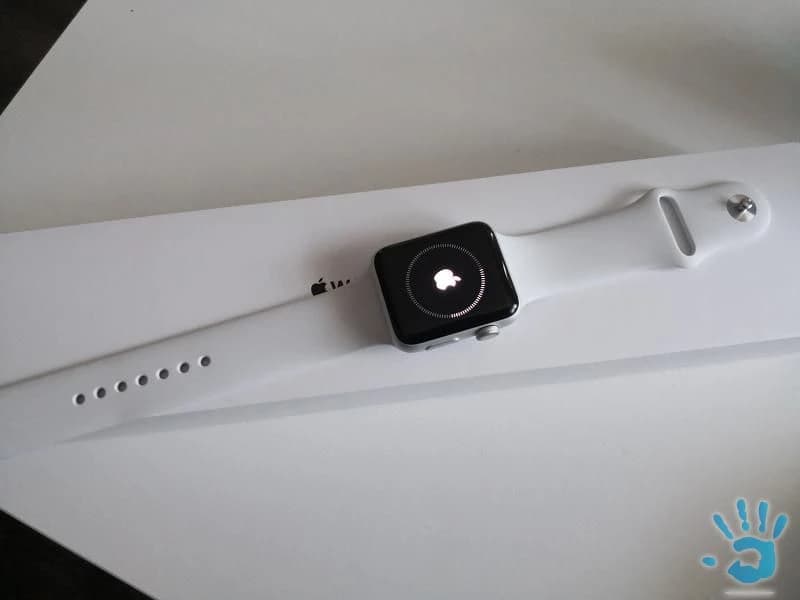 apple-watch-series-3-42mm-white