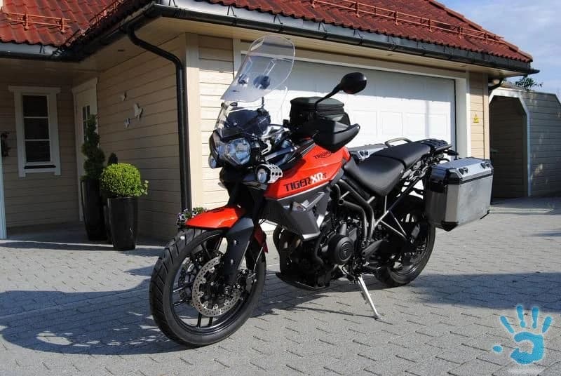 triumph-tiger-800-xrt-motocykel