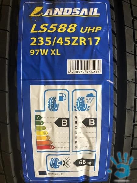predam-spickove-letne-pneu-235-45-r17-97w-landsail-ls-588uhp