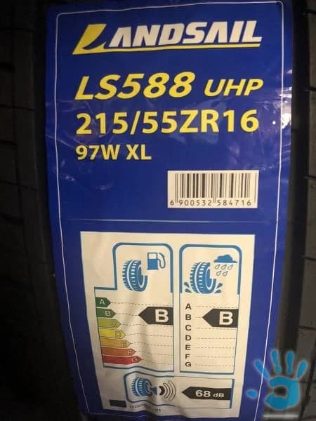 predam-spickove-letne-pneu-215-55-r16-97w-landsail-ls-588uhp