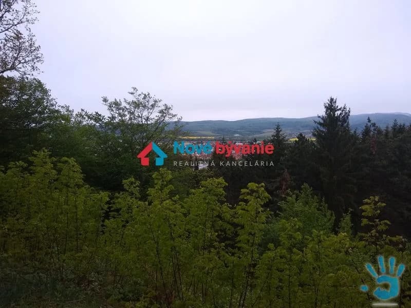stavebny-pozemok-sliac