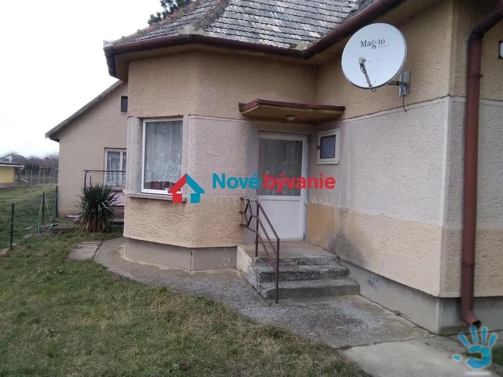 predaj-rodinneho-domu-vo-stefanovicovej-70-12-mik