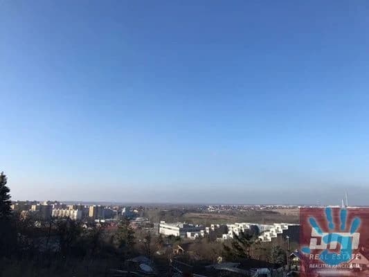 predaj-rekreacneho-pozemku-s-vyhladom-pri-lese-v-devinskej-novej-vsi