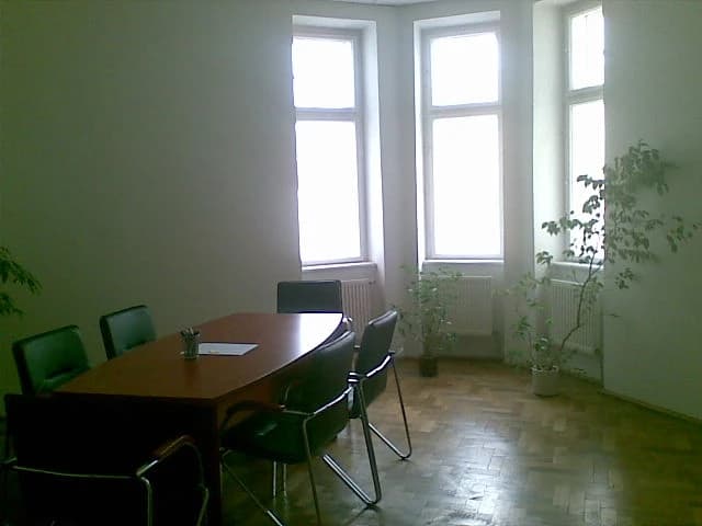 prenajom-kancelarii-grosslingova-ba-i-100m2