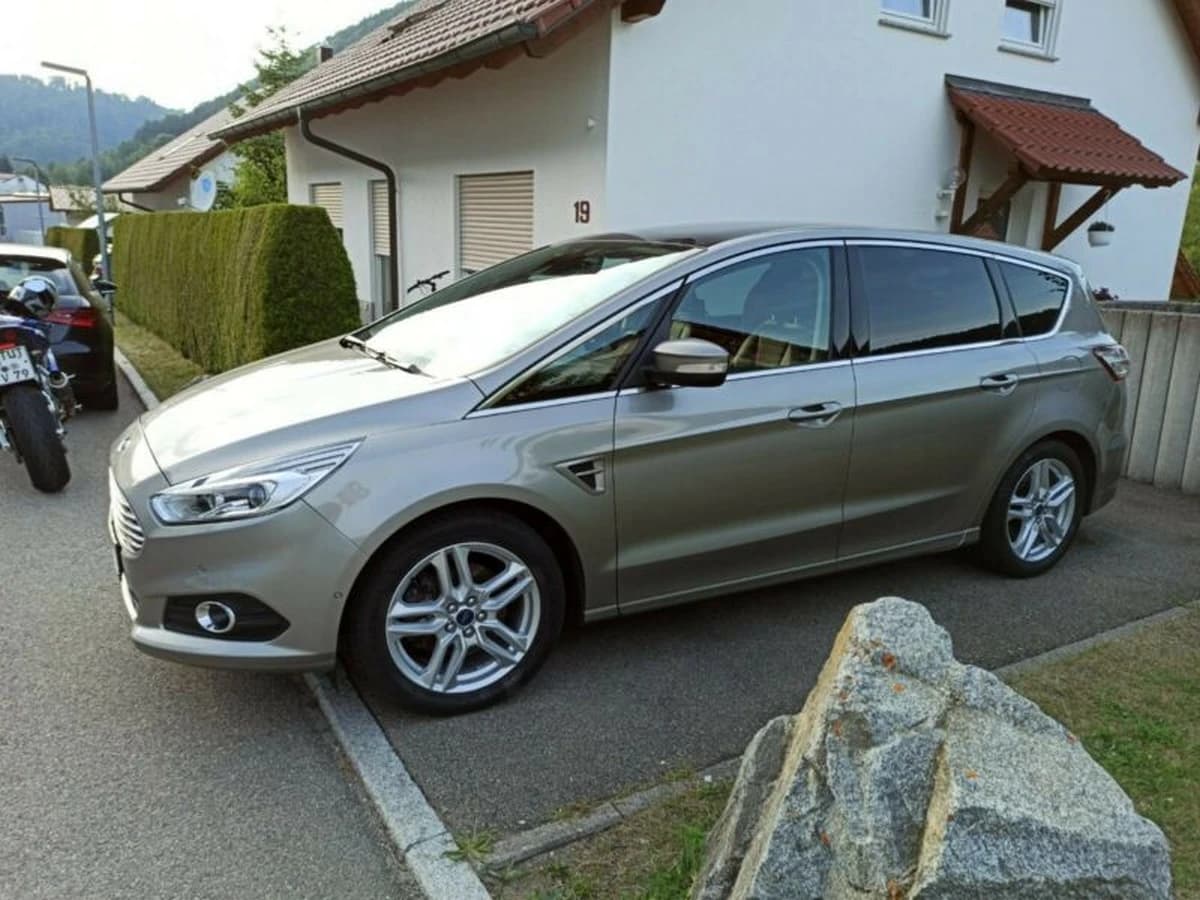 2015-ford-s-max-20-tdci-titanium