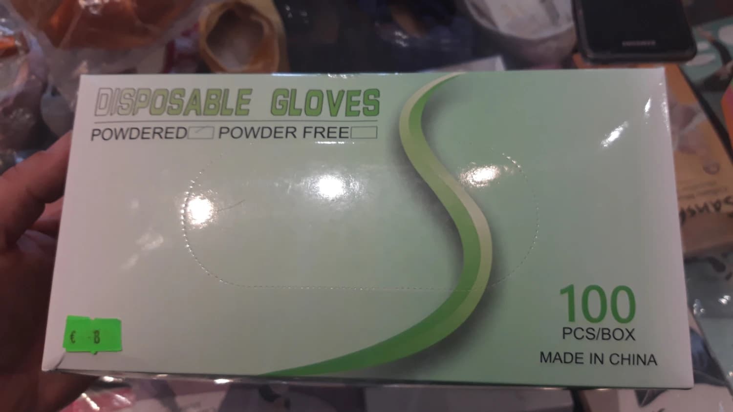 jednorazove-latexove-rukavice-pudrovane