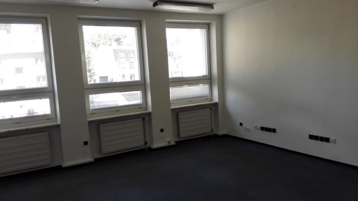 kancelarske-priestory-na-prenajom-centrum-b-bystrica