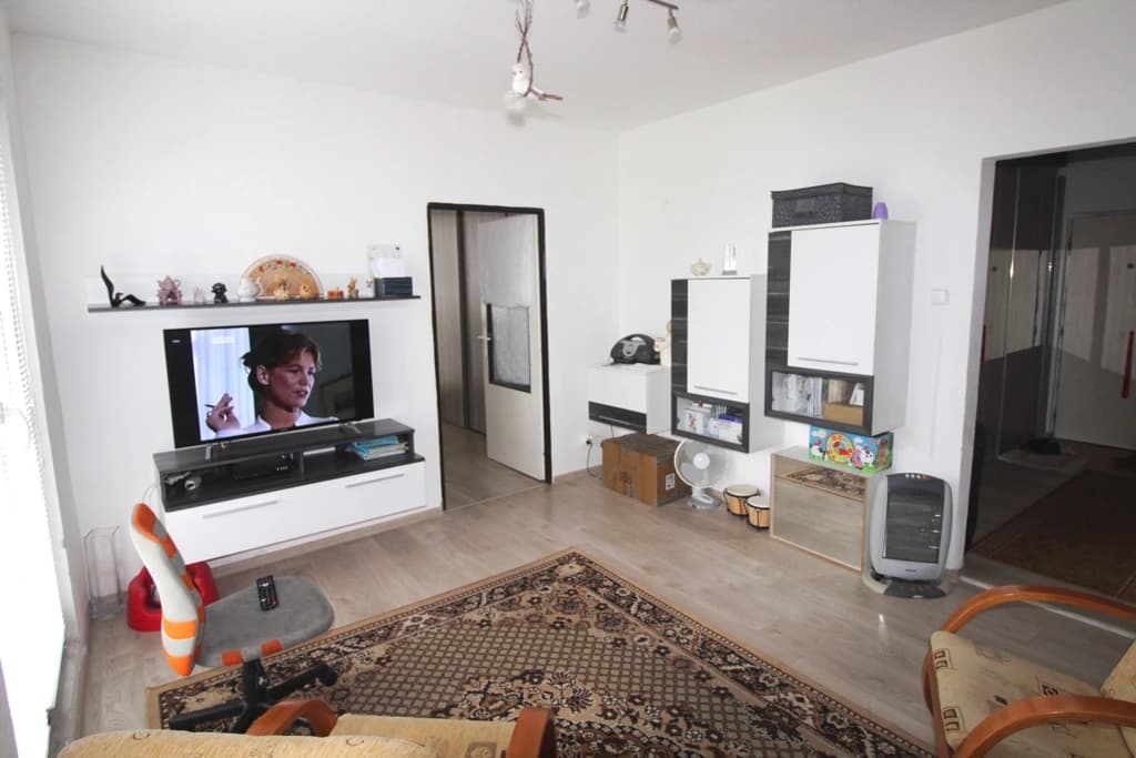 trojizbovy-byt-s-loggiou-v-ruzomberku