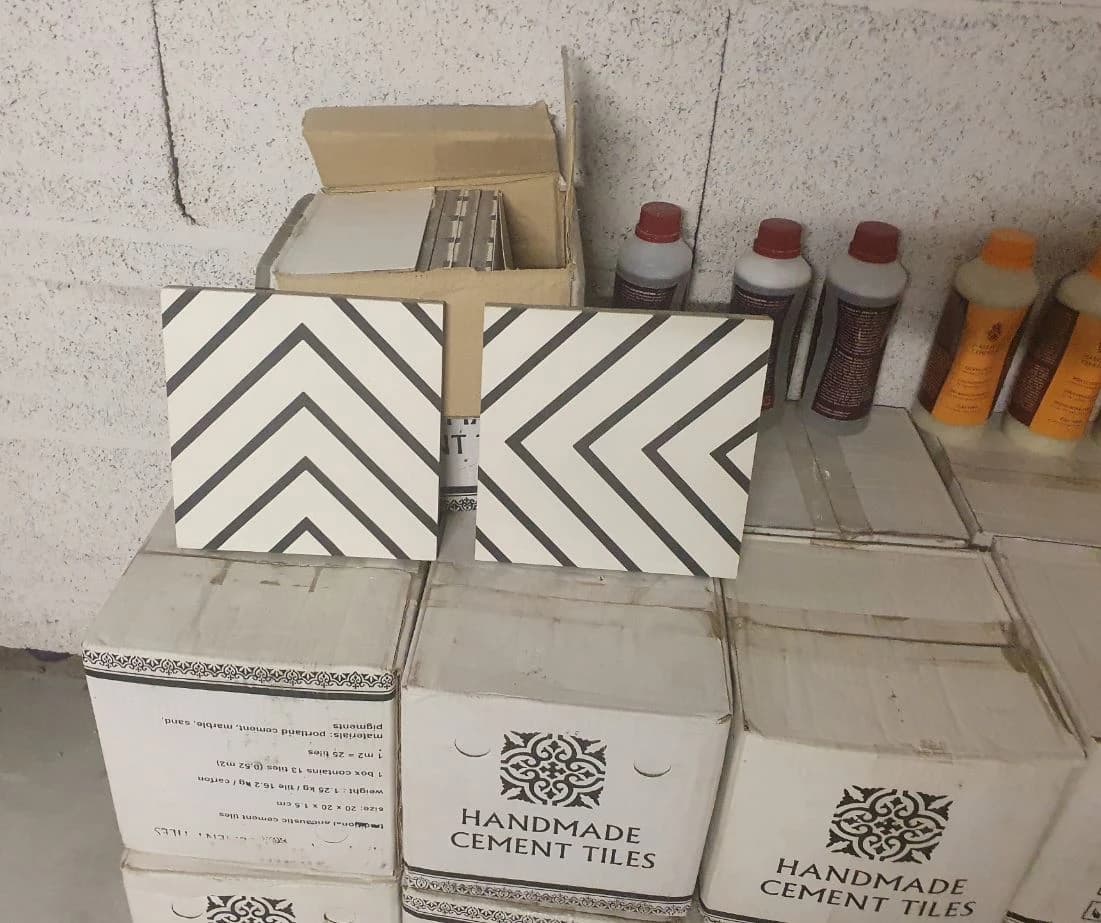 predam-rucne-robenu-stylovu-marocku-cementovu-dlazbu-uplne-nova-za-super-cenu