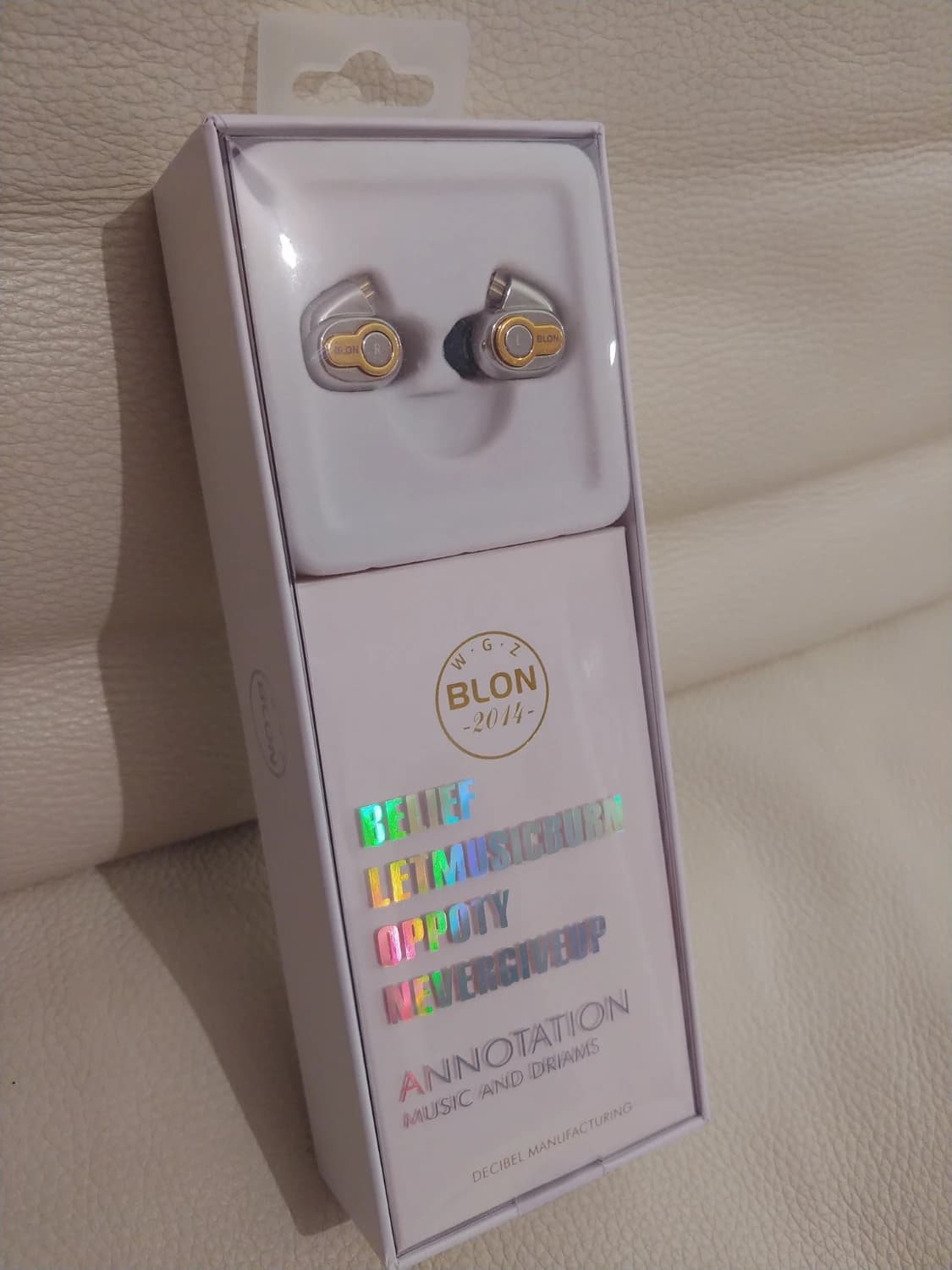 sluchadla-blon-bl-05-iems