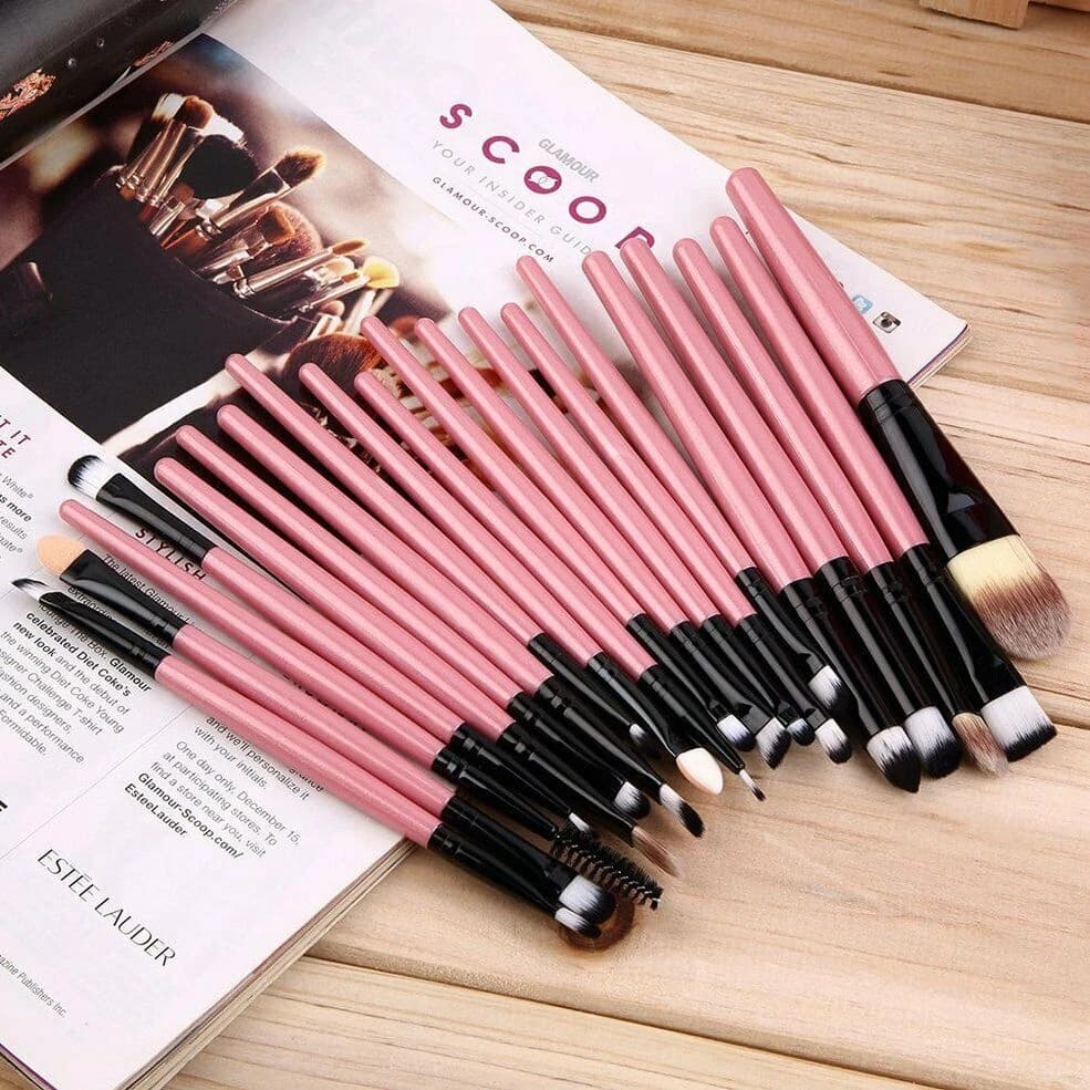 sada-profesionalnych-make-up-stetcov