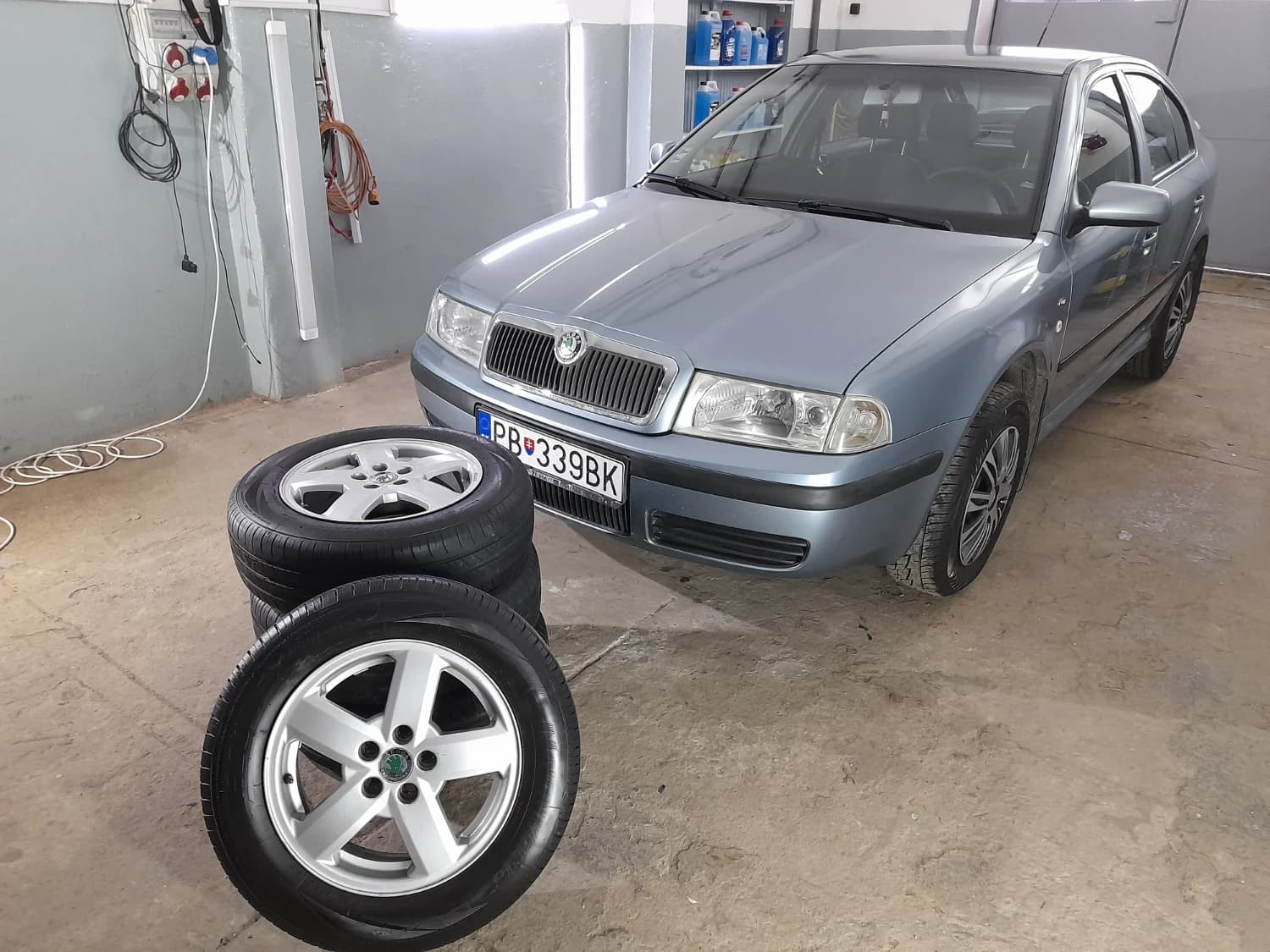 predam-skoda-octavia-16-75kw