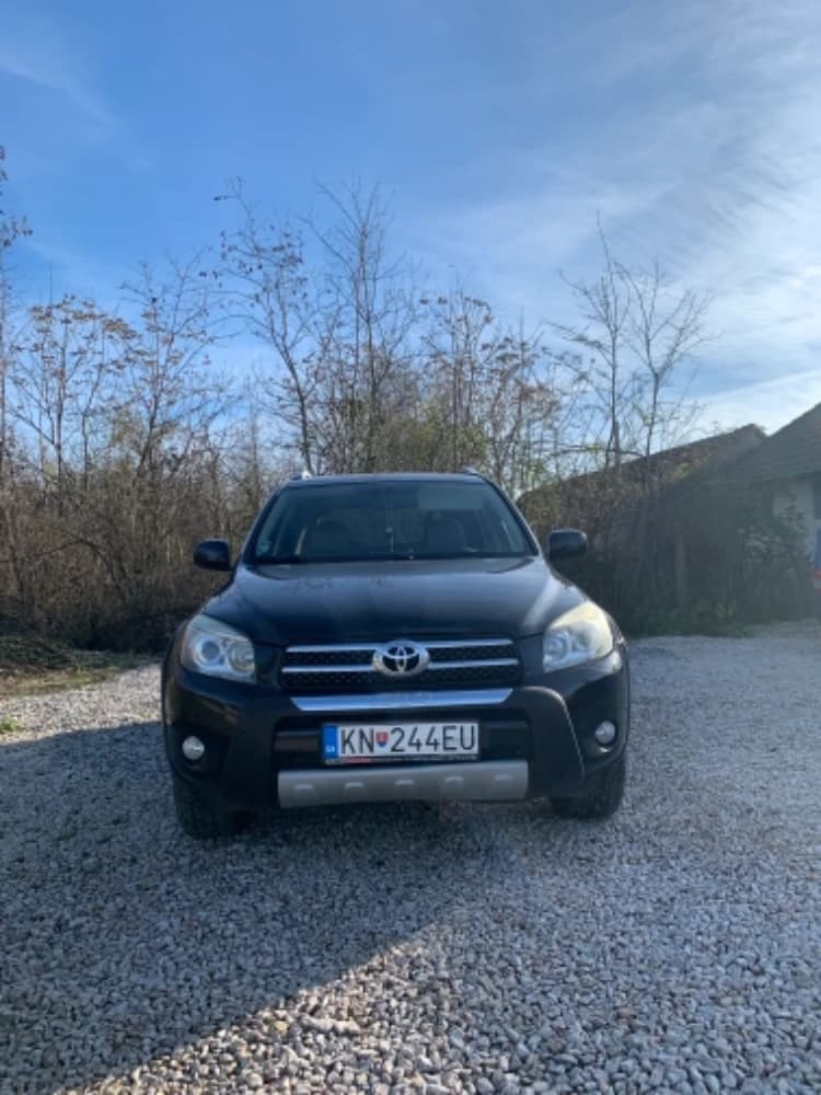 toyota-rav4-22