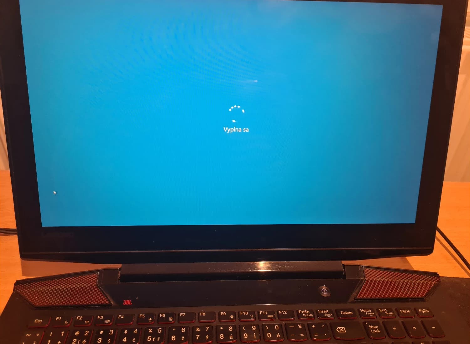 lenovo-ideapad-y700