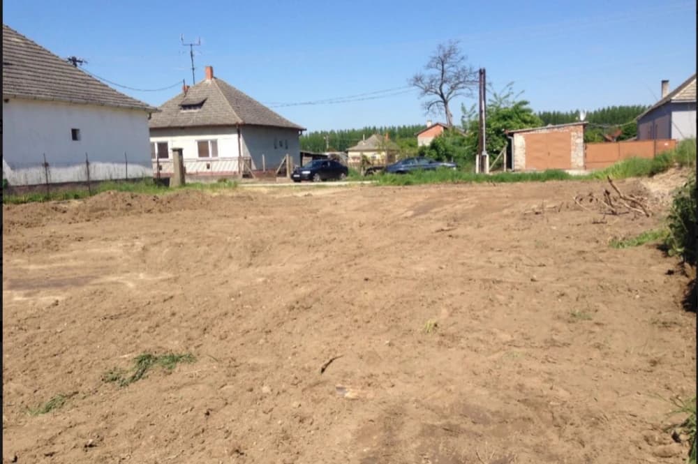 stavebny-pozemok-okres-sala