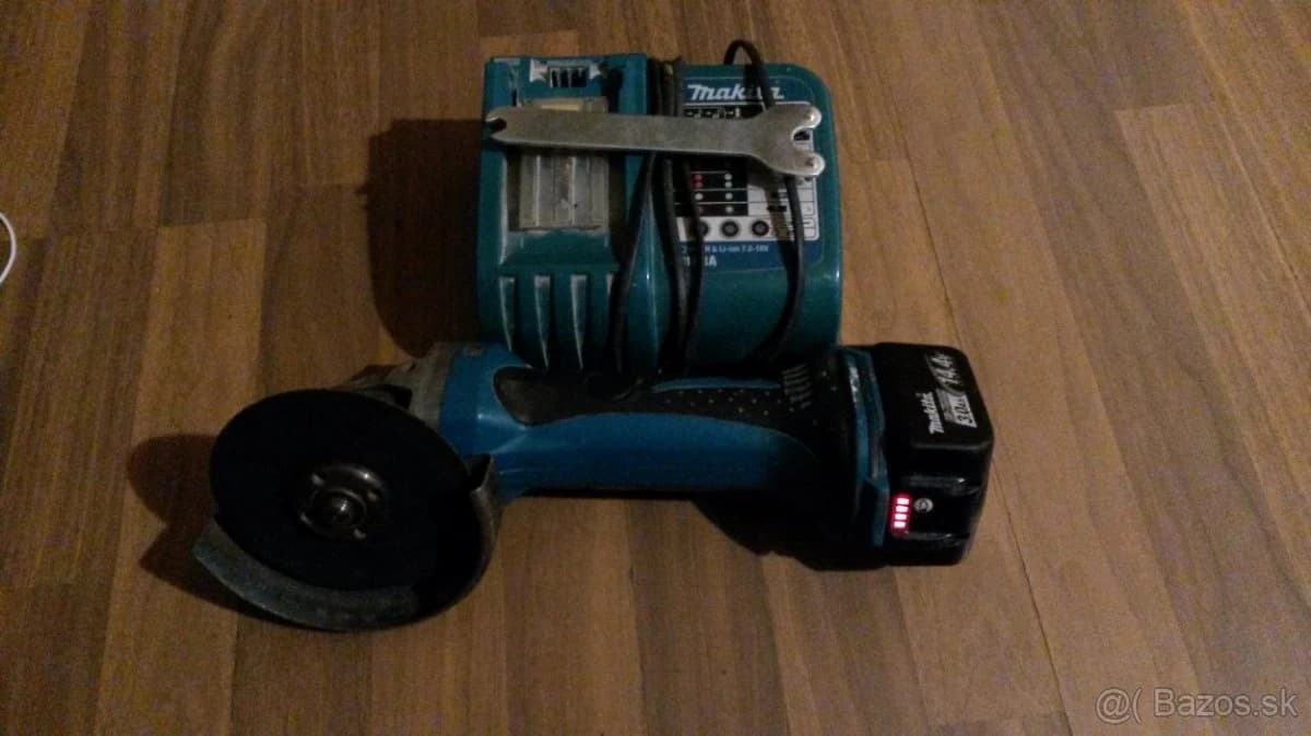 akumulatorova-uhlova-bruska-flexa-makita-dga506zj-125mm
