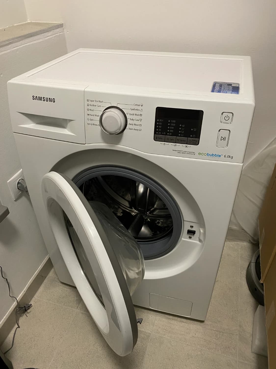 pracka-samsung-wf60f4e0w2wle